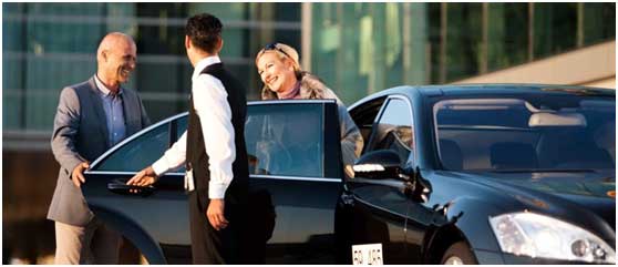 Choosing Out the Best Limo from Wayland to the Airport for You